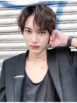 ワンズナゴヤ 名古屋栄店(ONE's NAGOYA)&nbsp;スペインカールスパイキーショートブルーブラックフェザーパーマ