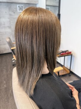 サロンドユニック(salon de UNIC) ブリーチなしミルクティーベージュ