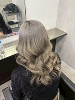 プライズ 所沢プロぺ通り店(prize)&nbsp;グレージュカラー ブリーチダブルカラー 所沢