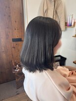 ヒナタ(hinata) オリーブグレージュ