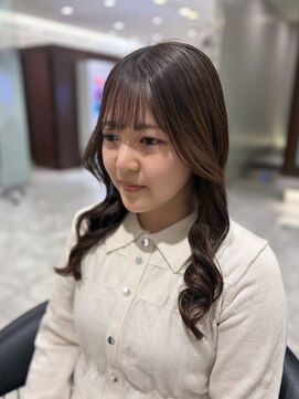 アピッシュ ギンザ(apish ginza) 韓国風くびれコテ巻きスタイリング