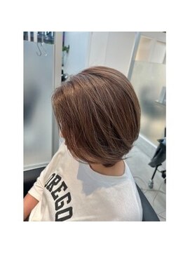 ニカ(NIKA) 大人ハイライトスタイル