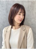 ミディアムボブ×シースルーバング×白髪ぼかし