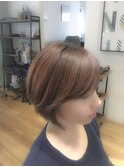 ツヤ感バッチリ前下がりボブ！
