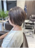 ショートボブ
