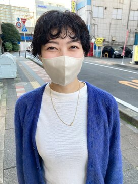 リビング 津田沼(LIVING) マッシュ/くびれヘア/ビタミンカラー/艶ボルドー[津田沼駅]