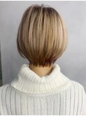 ハイトーンショート_アースカラーくびれヘアツートン_ba373202