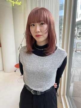 ハイブ 金沢(Hive) 10代20代レイヤースタイルハイトーンピンクベージュ美肌カラー