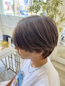 タブー 岐阜店(TABOO) センターパートウルフコントラストハイライト