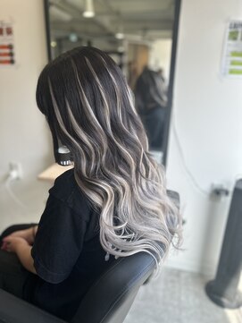 ラフ 難波店(LAFF) #黒髪#ボブルフ#ネビージュ#小顔#ワンレン