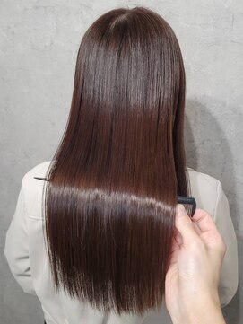 スリー(THREE) ☆髪質改善トリートメント☆【大阪 梅田 福島 中津】