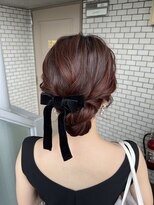 ソノ(sono)&nbsp;参列ヘア シニヨン まとめ髪 アップスタイル ベロアリボン