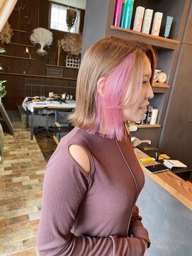 ベランダ(veranda) 大人ボブ+インナーピンク