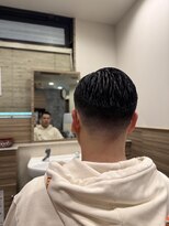 銀座マツナガ 神田店&nbsp;20代30代ビシッと決まるフェードバーバースタイル