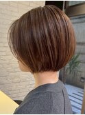 横浜西口大人ショートボブココアベージュ前髪なしグレージュ40代