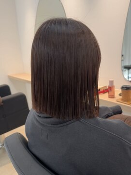 ソソ(soso.) ミディアムヘア/暗めカラー/グランマッシュ/木更津