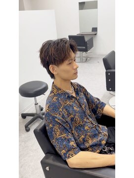 ブライト(BRIGHT) ショートセンターパート