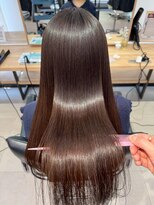 ロマリア ヒルズ 表参道 原宿(Lomalia HILLS) イメチェン/ツヤ髪/縮毛矯正で髪質改善/前髪/表参道/原宿