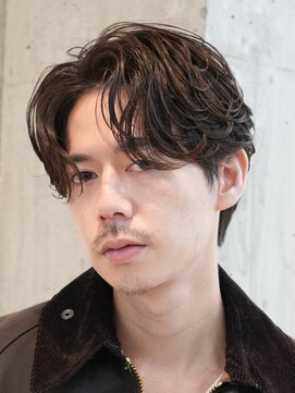 バイフィフス 原宿/表参道(by fifth) * 原宿フェザーパーマ毛流れセンターパートウルフェザーショート