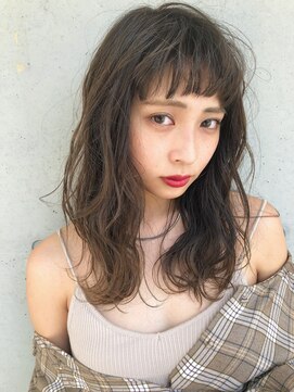 ジゼル(GiseL) 【GiseL】ふわふわほつれ髪グレージュ　ダブルカラーブリーチ