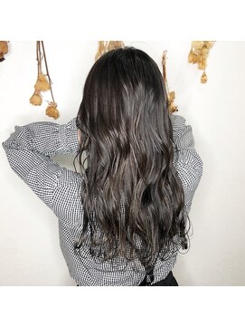 ウル(Ulu) Wカラー×グレージュ