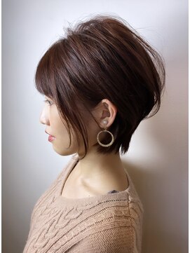 ルチェア ヘア(Lucea Hair) ショート×ピンクベージュ