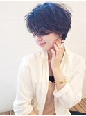頭が小さく見える暗めカラーの前下がりショートボブ　野村恵子