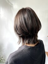 シーバイトリコ 市川(SEA by tricot)&nbsp;くびれミディ/グレージュスタイル