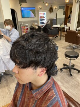 セライロ 千葉(celilo) ウルフパーマ【飯田杏】