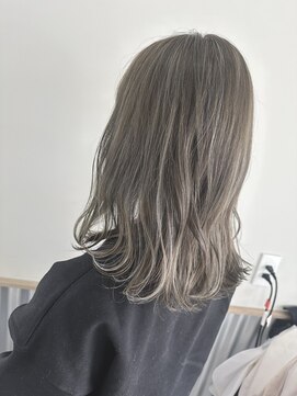 ルトワプラス(Lutowa plus) オリーブベージュ×ハイライトカラー