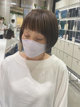 ステアケース 武蔵小杉店(stair:case) 脱白髪染めハイライト似合わせカット武蔵小杉