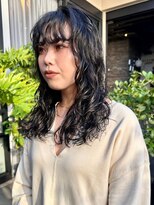 ヴヴ(Bub)&nbsp;long perm/前髪パーマ　ダークアッシュ　ロングヘア　ウェーブ