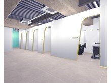 個室内で施術が完結。プライベート型マンツーマン施術で周りを気にすることなく、心安らぐ空間を提供。