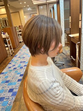 ビヨンド リンク(BEYOND L'INK) 丸みショートヘア