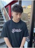 スペインカール メンズパーマ メンズカット 外国人風パーマ 眉毛