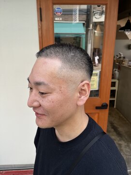 ヘアーラボ ハチ(HAIR LABO HACHI) ボウズフェード　バズカット