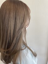 アウリィ(Aulii) 明るめボブ