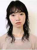ウェットスタイリングで涼しげなウルフパーマ/レイヤーパーマ