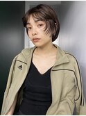 顔まわりレイヤー丸みショート／ショートボブ/ミニボブ