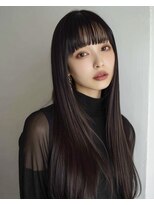 オンク 新宿(onk)&nbsp;黒髪/グレーベージュ/レイヤーロング/前髪パーマ[新宿駅]