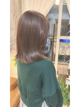 チル アウト ヘア ロジック(chill out hair Logic) 艶感ストレートミディアム
