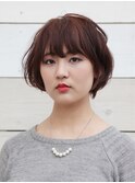 ふんわりシルエットの大人カジュアルショート