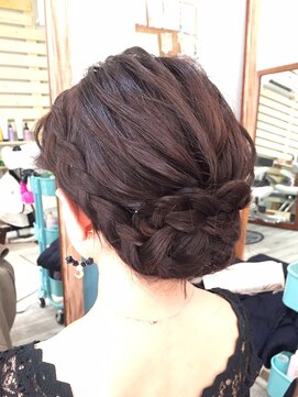 ロカット サロン(Roquat Salon) 編み込みコンパクトアップアレンジ【ヘアセット 立川/立川南】