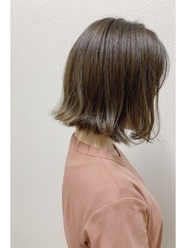 フロート 小阪店(float) ショコラブラウン_エアリーミディ 黒髪 ホワイトアッシュ