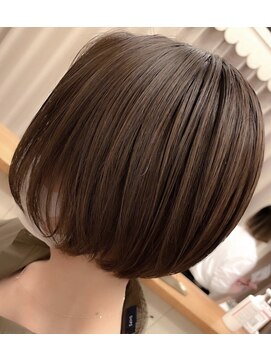 オアシスアヴェダ(OASIS AVEDA) NO段ショート