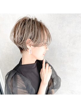 オアシスガーデン 金町店(Oasis GaRDEN) アイボリーベージュ×大人ショート