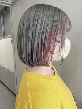 レガーミ(Legami) 切りっぱなしボブ インナーカラー ピンク&パープル