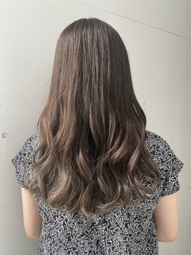 シュリット(schritt) ブリーチありナチュラルグラデーションカラー　渋谷UCHIDA