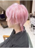 ピンクカラーツーブロックマッシュショート  ウルフハイライト