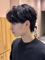 ガーデンヨコハマエスト(GARDEN YOKOHAMA est)&nbsp;センターパート　ニュアンスパーマ　スパイラルパーマ　襟足あり